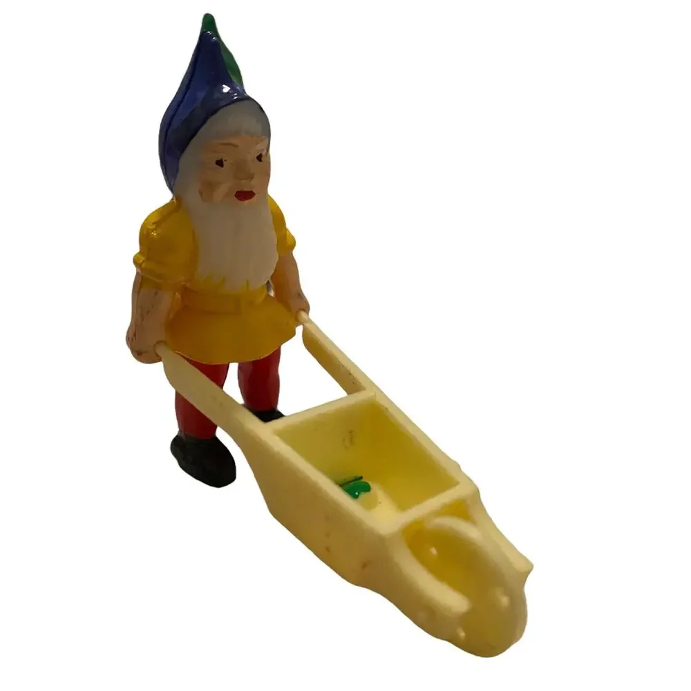 Vintage Snow White and the Seven Dwarfs Hard Plastic Cake Toppers Decoration